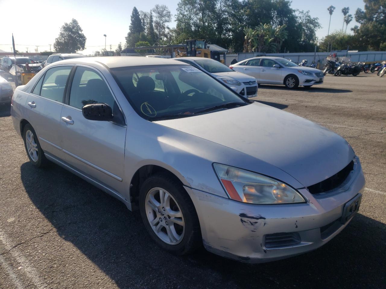 HONDA ACCORD SE 2007 with VIN JHMCM563X7C003740 - Photo from auction