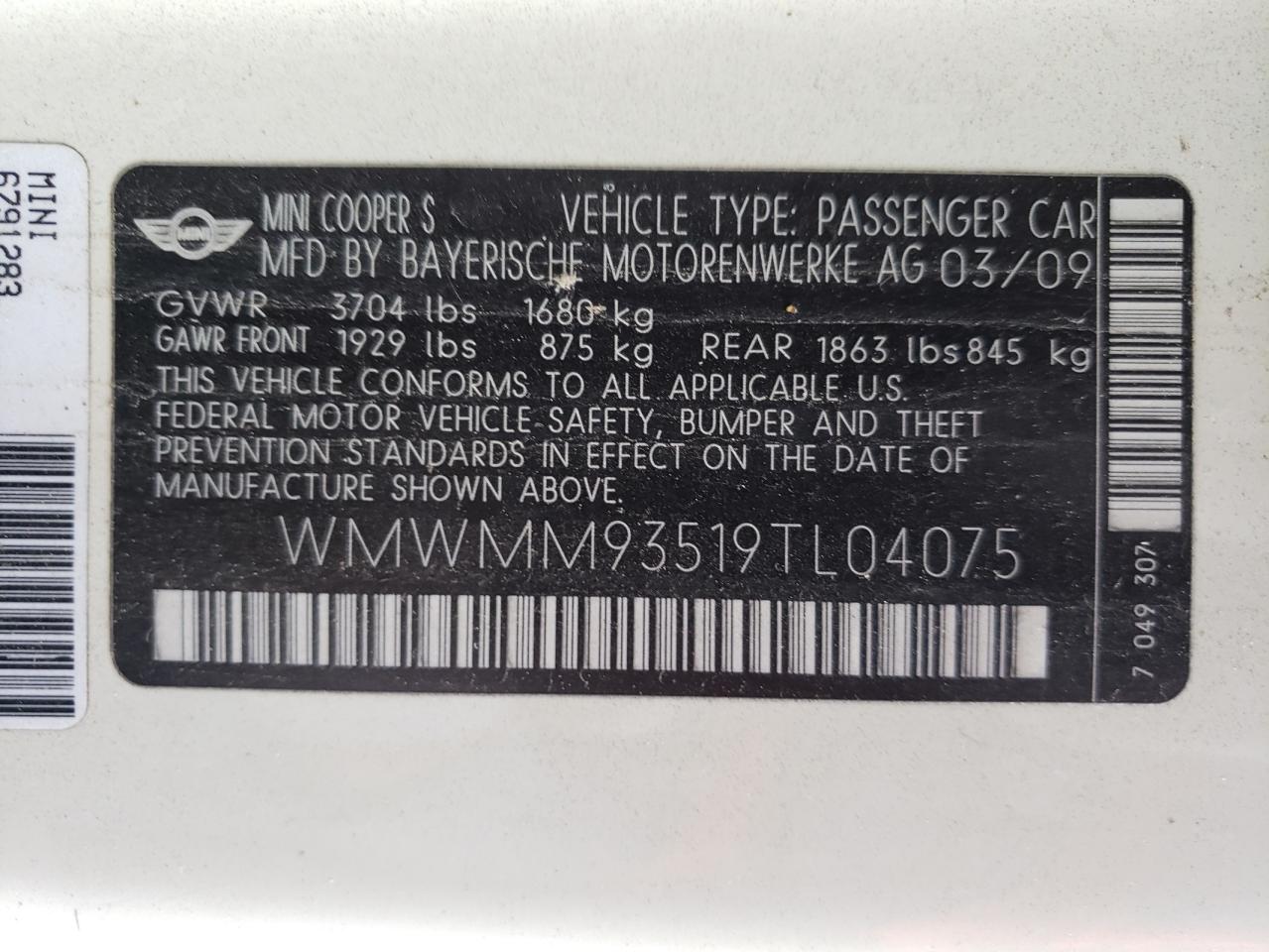 Photo 10 from auction – 2009 MINI COOPER CLU with VIN WMWMM93519TL04075