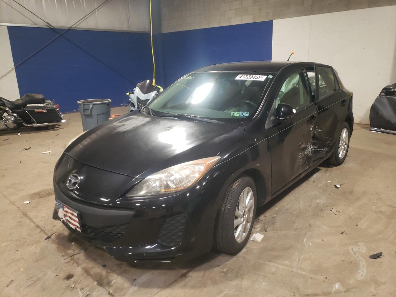 Photo 2 from auction – 2013 MAZDA 3 I with VIN JM1BL1LP5D1790717
