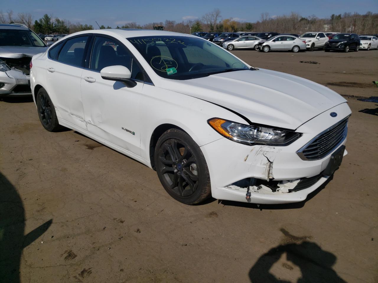 FORD FUSION SE 2017 with VIN 3FA6P0LU2HR233755 - Photo from auction
