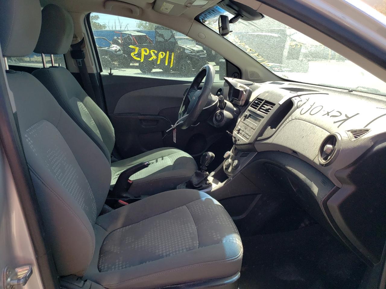 Photo 5 from auction – 2012 CHEVROLET SONIC LS with VIN 1G1JB6SH9C4115240