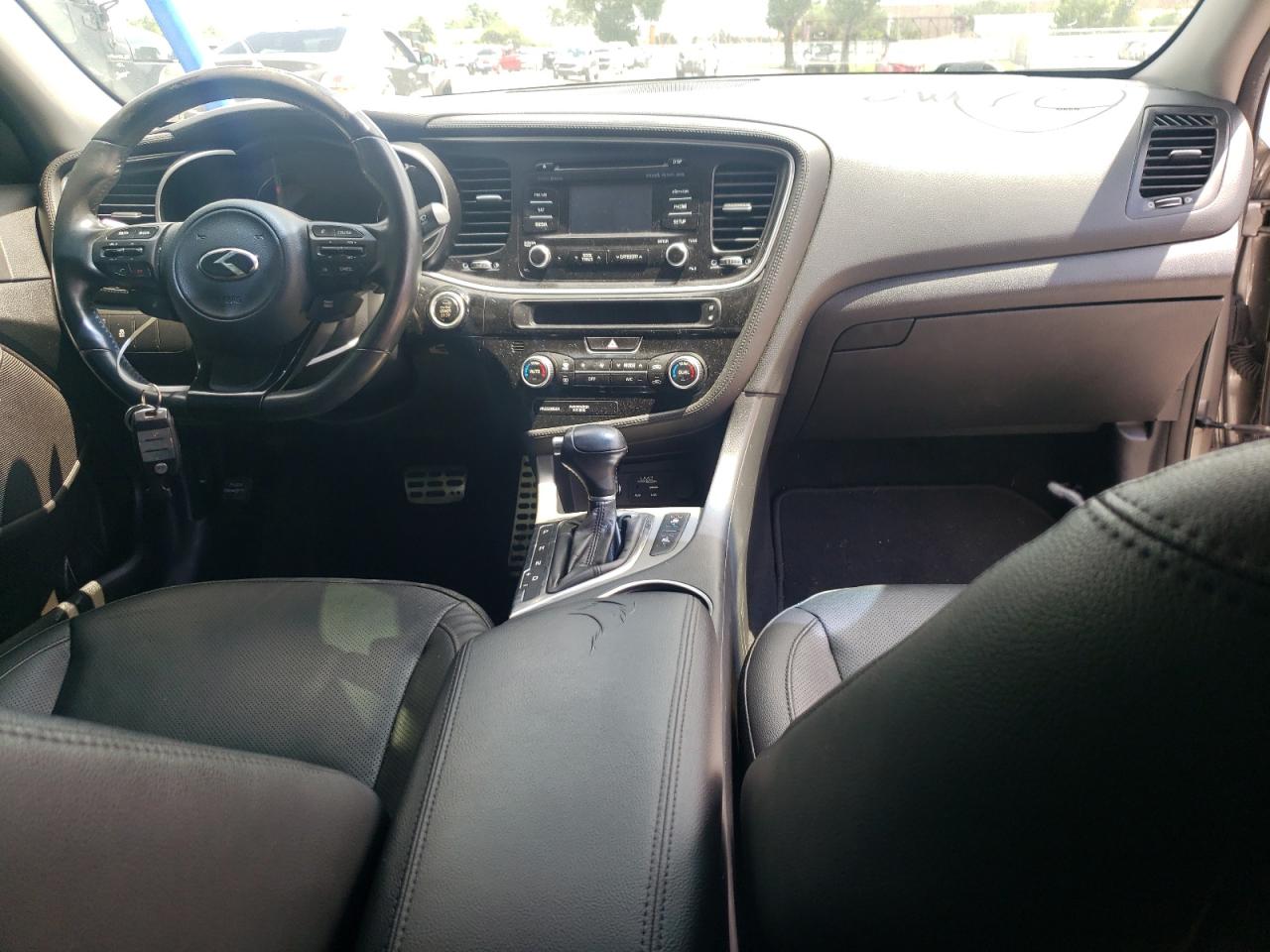 Photo 9 from auction – 2015 KIA OPTIMA SX with VIN 5XXGR4A6XFG470056