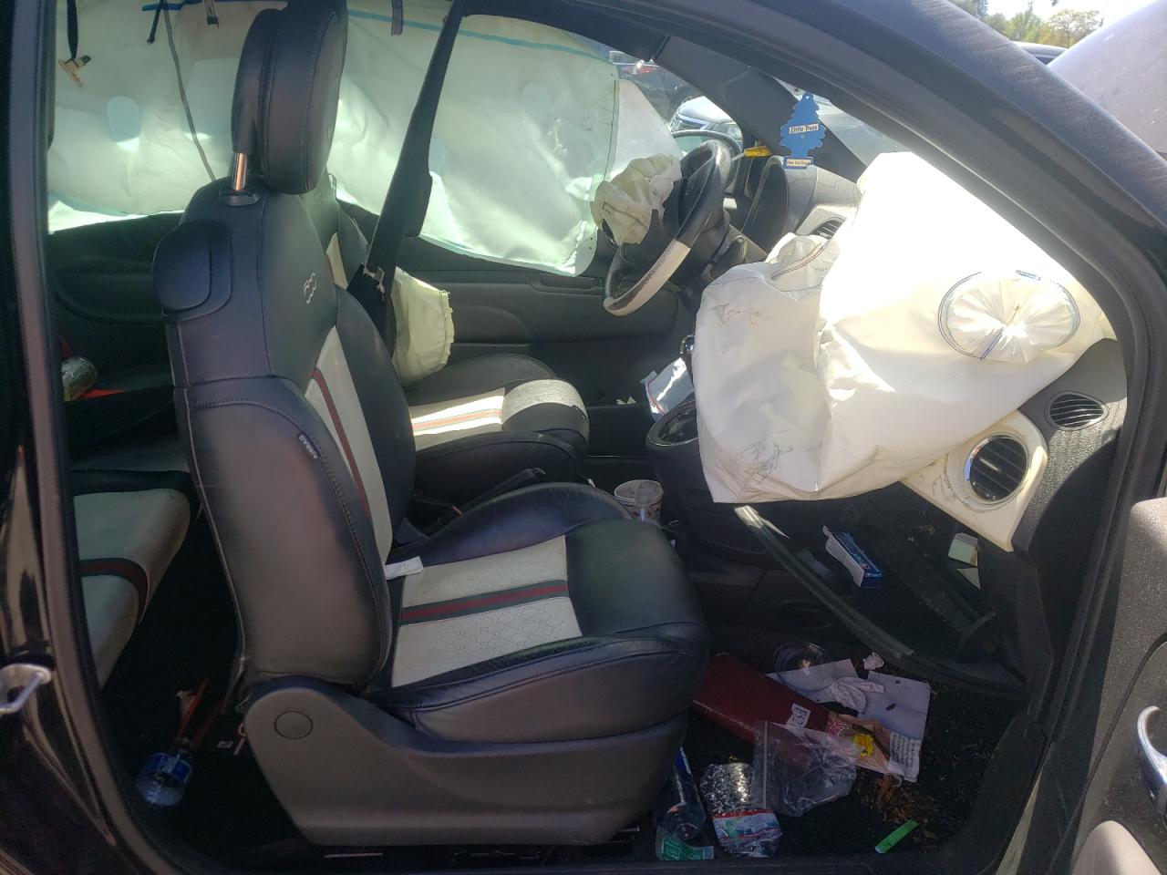Photo 5 from auction – 2012 FIAT 500 LOUNGE with VIN 3C3CFFER9CT316238