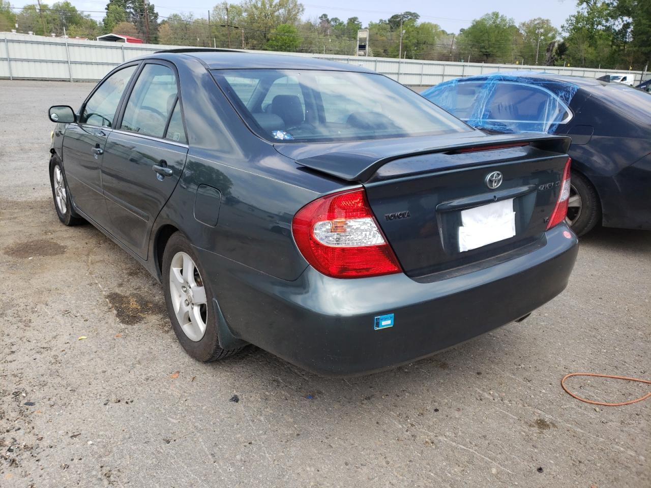Photo 3 from auction – 2002 TOYOTA CAMRY LE with VIN 4T1BF30K02U503089