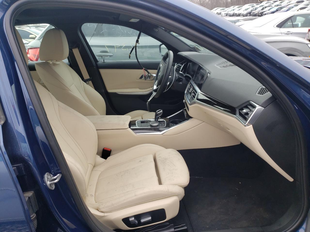 Photo 6 from auction – 2021 BMW 330XI with VIN 3MW5R7J02M8C10921