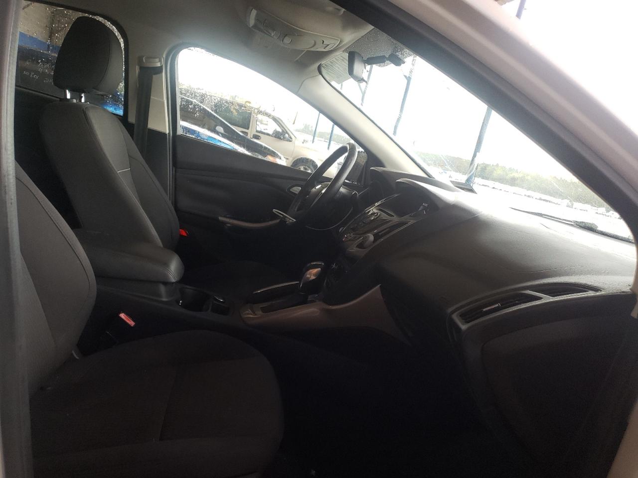Photo 5 from auction – 2012 FORD FOCUS SEL with VIN 1FAHP3H21CL470522