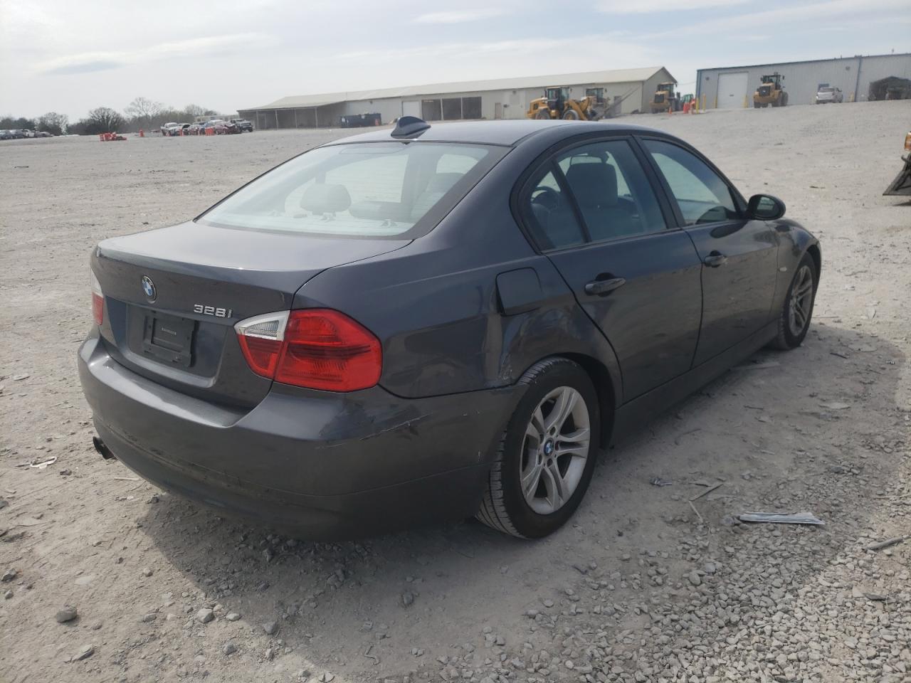 Photo 4 from auction – 2008 BMW 328 I with VIN WBAVA37528NL19806
