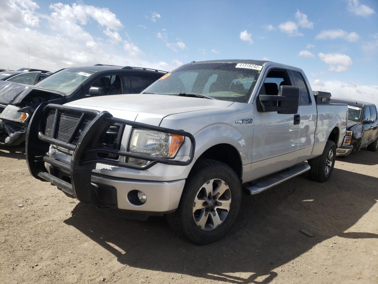 Photo 2 from auction – 2013 FORD F150 SUPER with VIN 1FTFX1EF1DFD17913