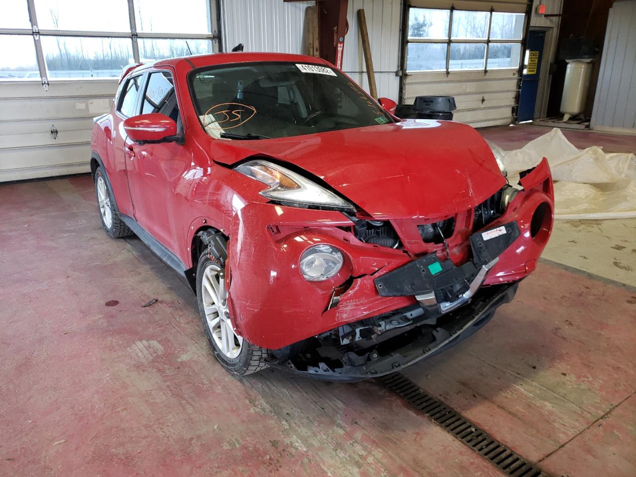 NISSAN JUKE S 2015 with VIN JN8AF5MV8FT559202 - Photo from auction