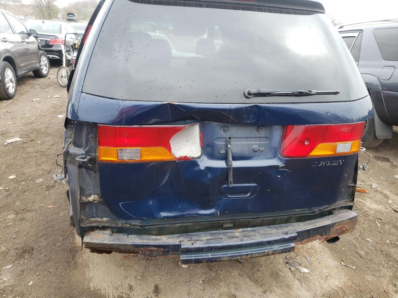 Photo 9 from auction – 2004 HONDA ODYSSEY EX with VIN 5FNRL18874B084257