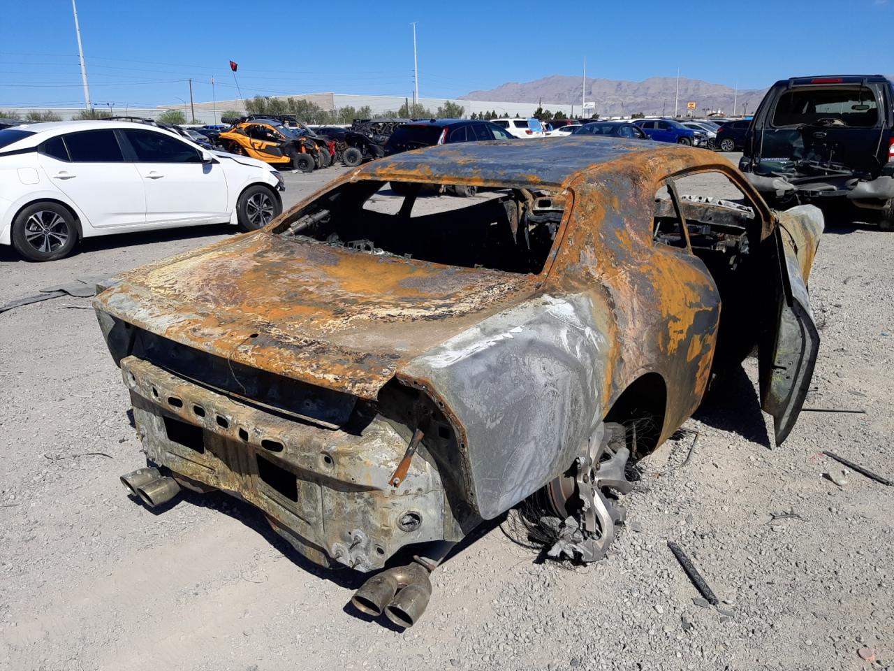 Photo 4 from auction – 2015 DODGE CHALLENGER with VIN 2C3CDZBT9FH711914