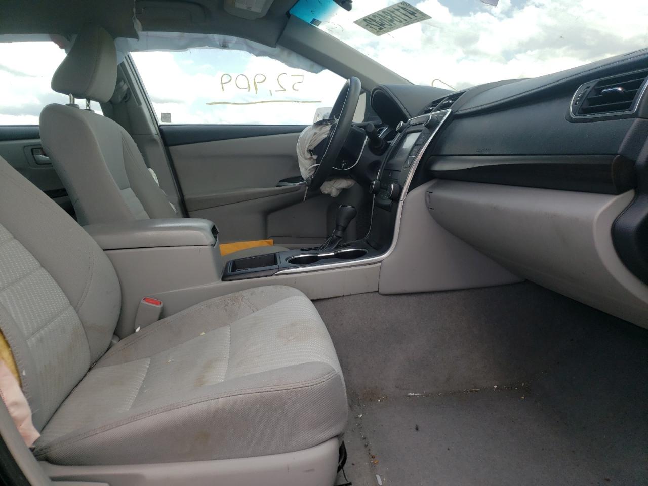 Photo 5 from auction – 2017 TOYOTA CAMRY LE with VIN 4T1BF1FK4HU705258