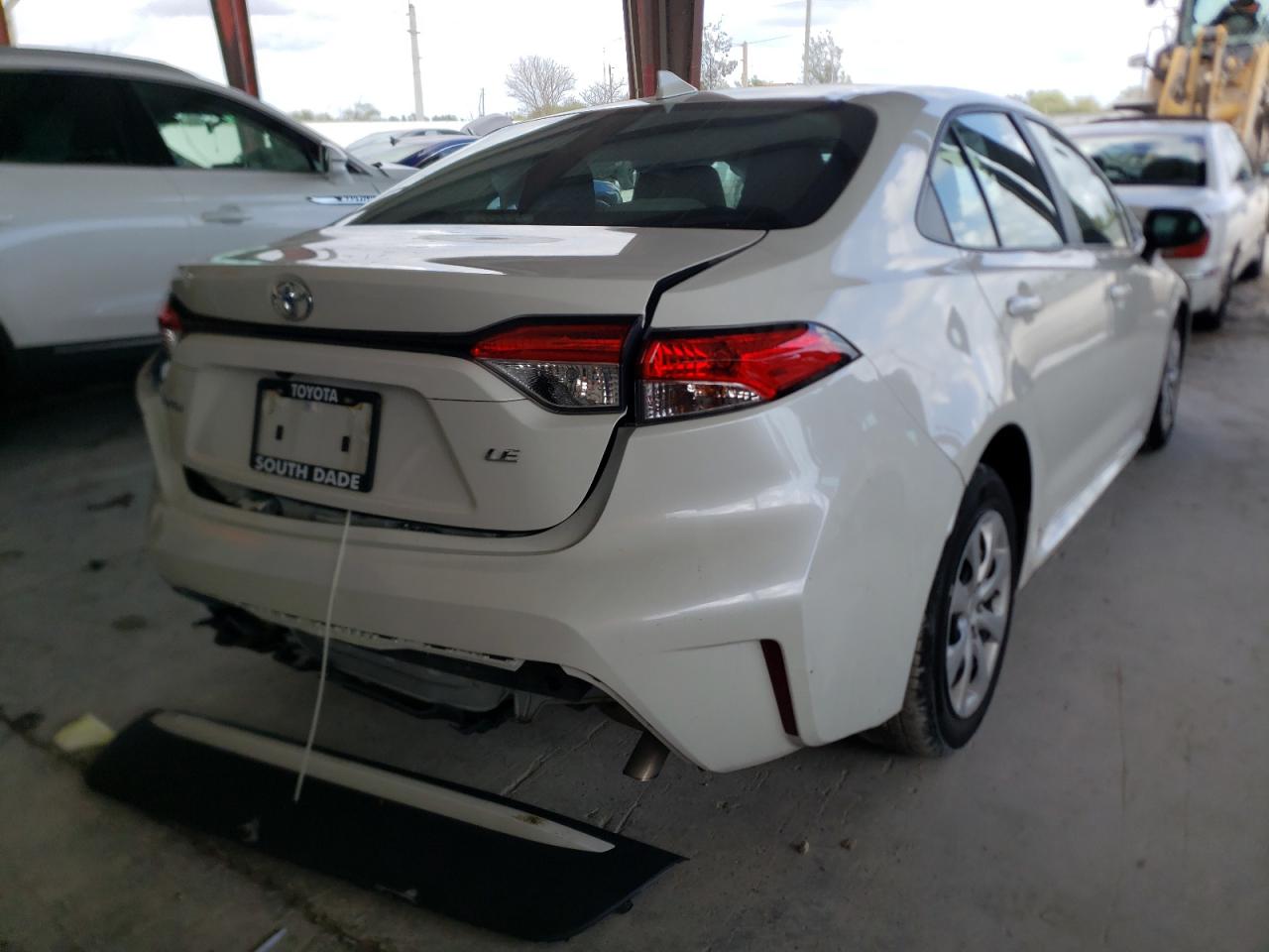 Photo 4 from auction – 2020 TOYOTA COROLLA LE with VIN 5YFEPRAE8LP142087