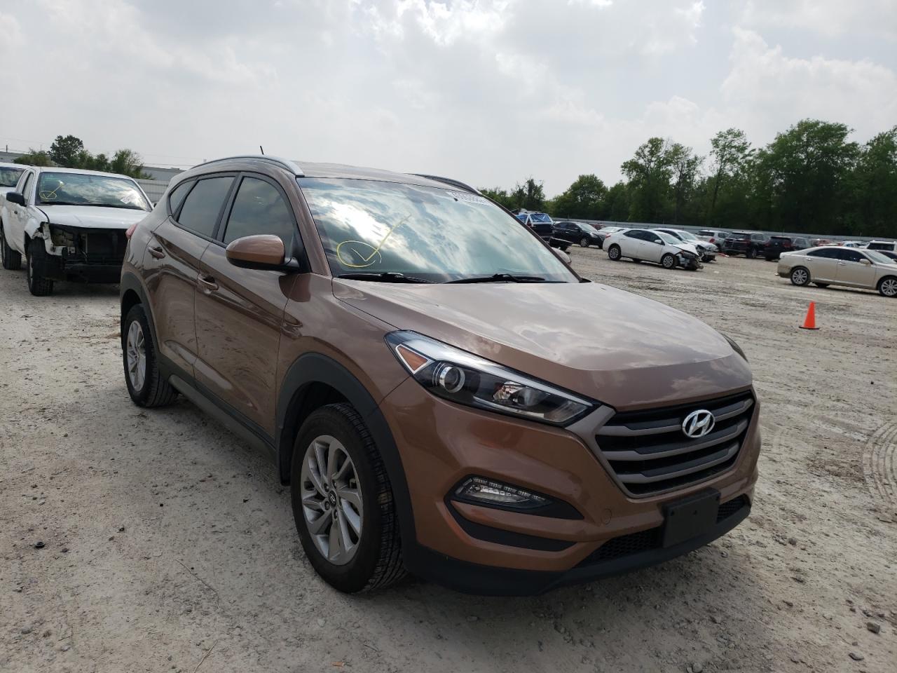 HYUNDAI TUCSON LIM 2016 with VIN KM8J33A47GU181353 - Photo from auction