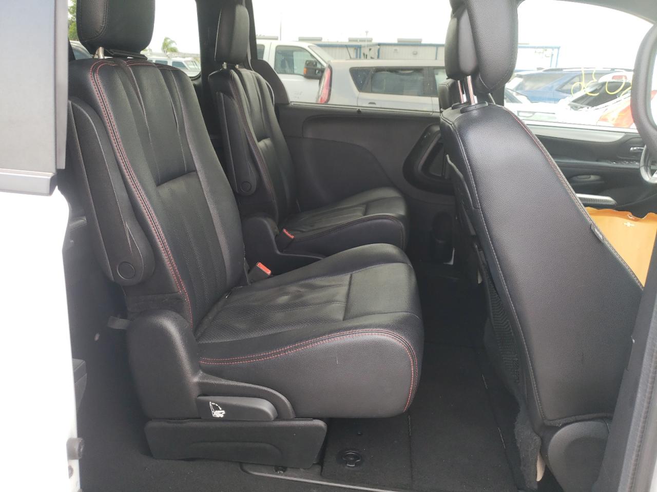 Zdjęcie 6 z aukcji – 2019 DODGE GRAND CARA z VIN 2C4RDGEG4KR670153