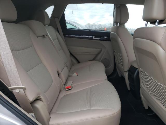 Photo 6 from auction – 2014 KIA SORENTO LX with VIN 5XYKTCA69EG511776