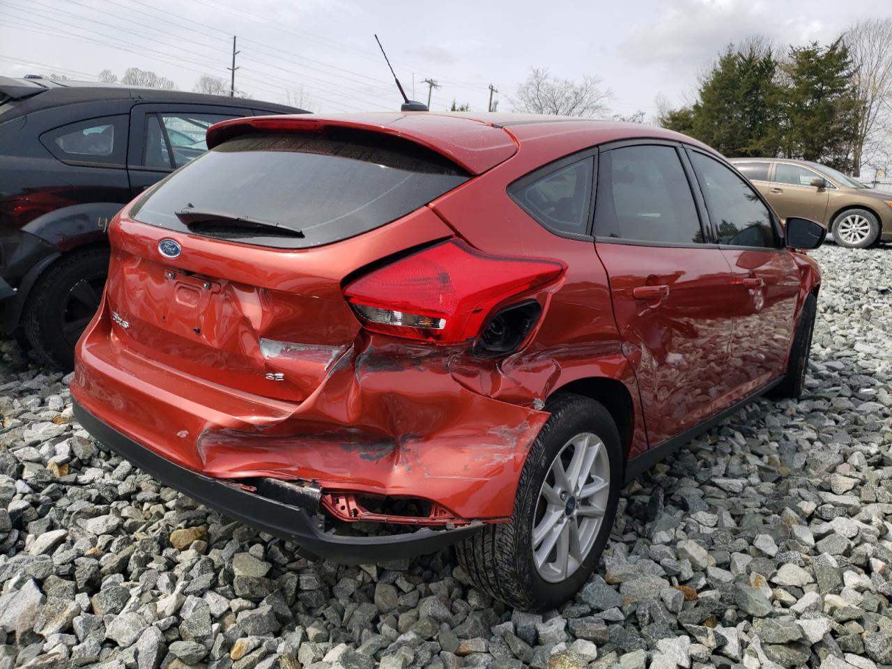 Photo 4 from auction – 2018 FORD FOCUS SE with VIN 1FADP3K21JL310497