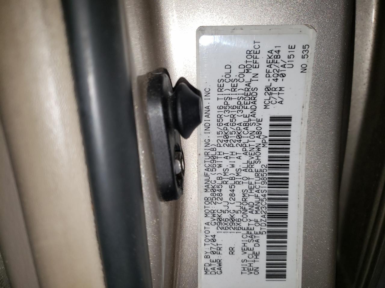 Photo 10 from auction – 2004 TOYOTA SIENNA CE with VIN 5TDZA23C54S198552