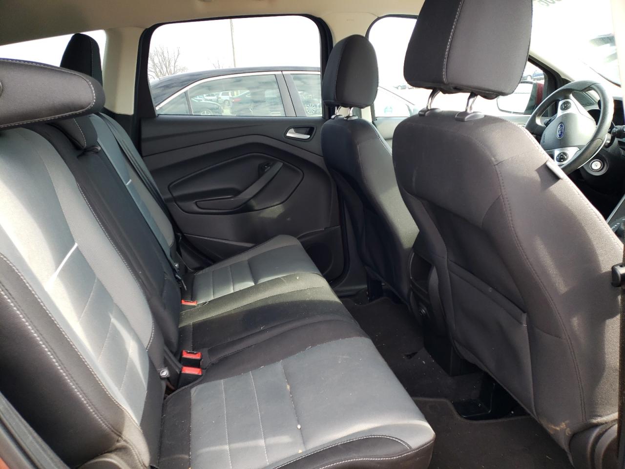 Photo 6 from auction – 2015 FORD ESCAPE SE with VIN 1FMCU0GX9FUA64085