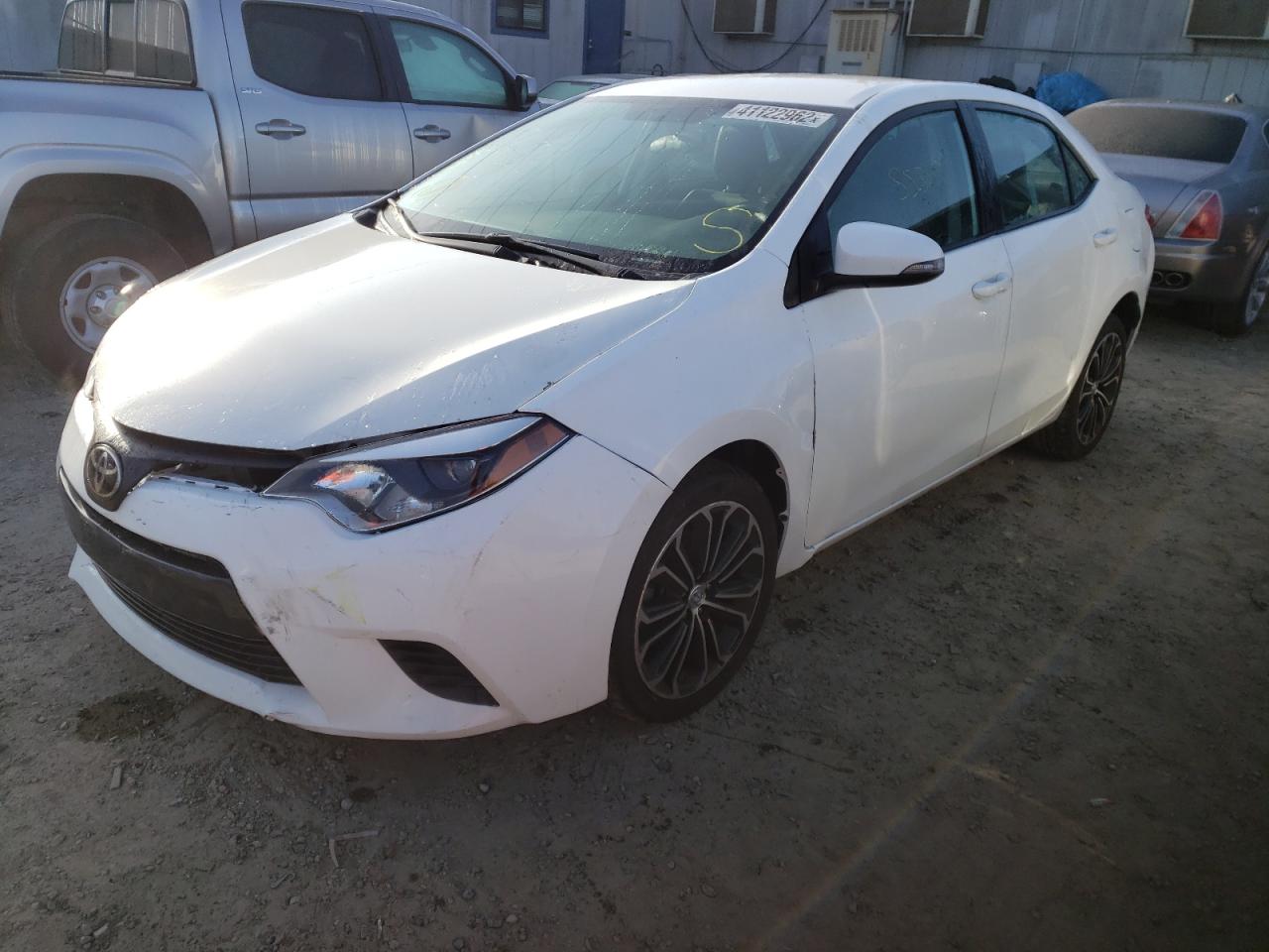 Photo 2 from auction – 2016 TOYOTA COROLLA L with VIN 5YFBURHE6GP465612
