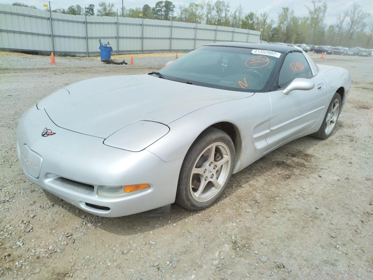Photo 2 from auction – 2002 CHEVROLET CORVETTE with VIN 1G1YY22G925124333