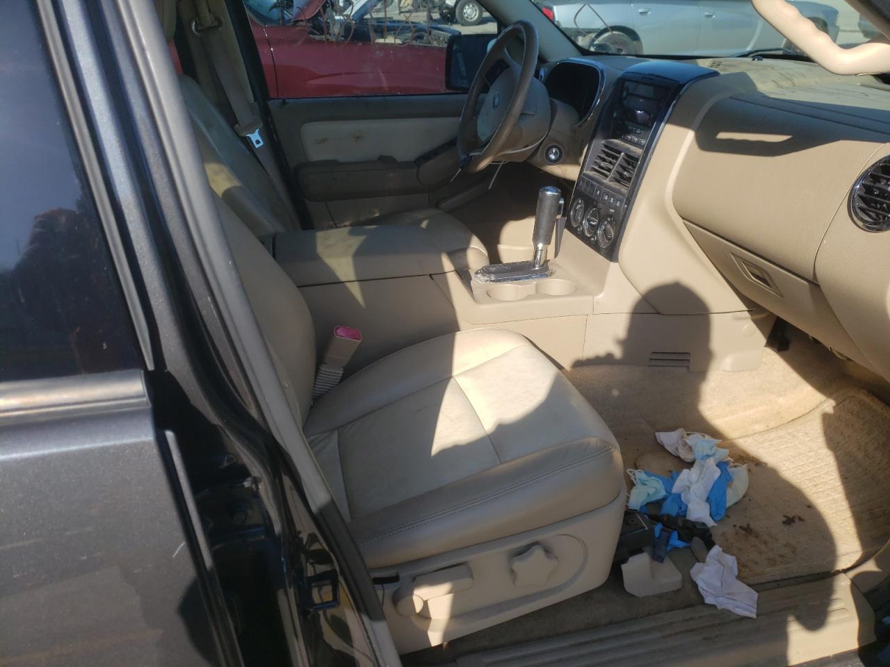 Photo 5 from auction – 2007 FORD EXPLORER X with VIN 1FMEU73E37UA93203