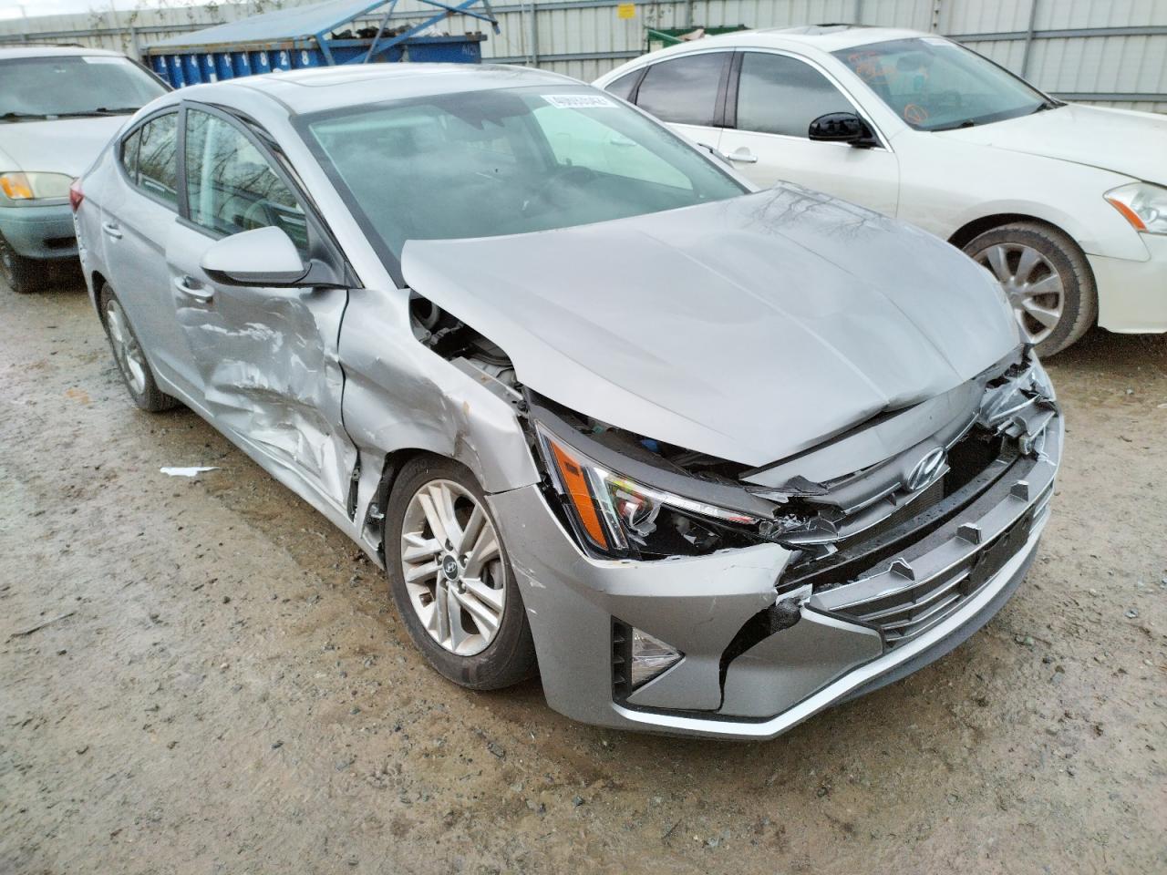 HYUNDAI ELANTRA SE 2020 with VIN 5NPD84LF0LH617536 - Photo from auction