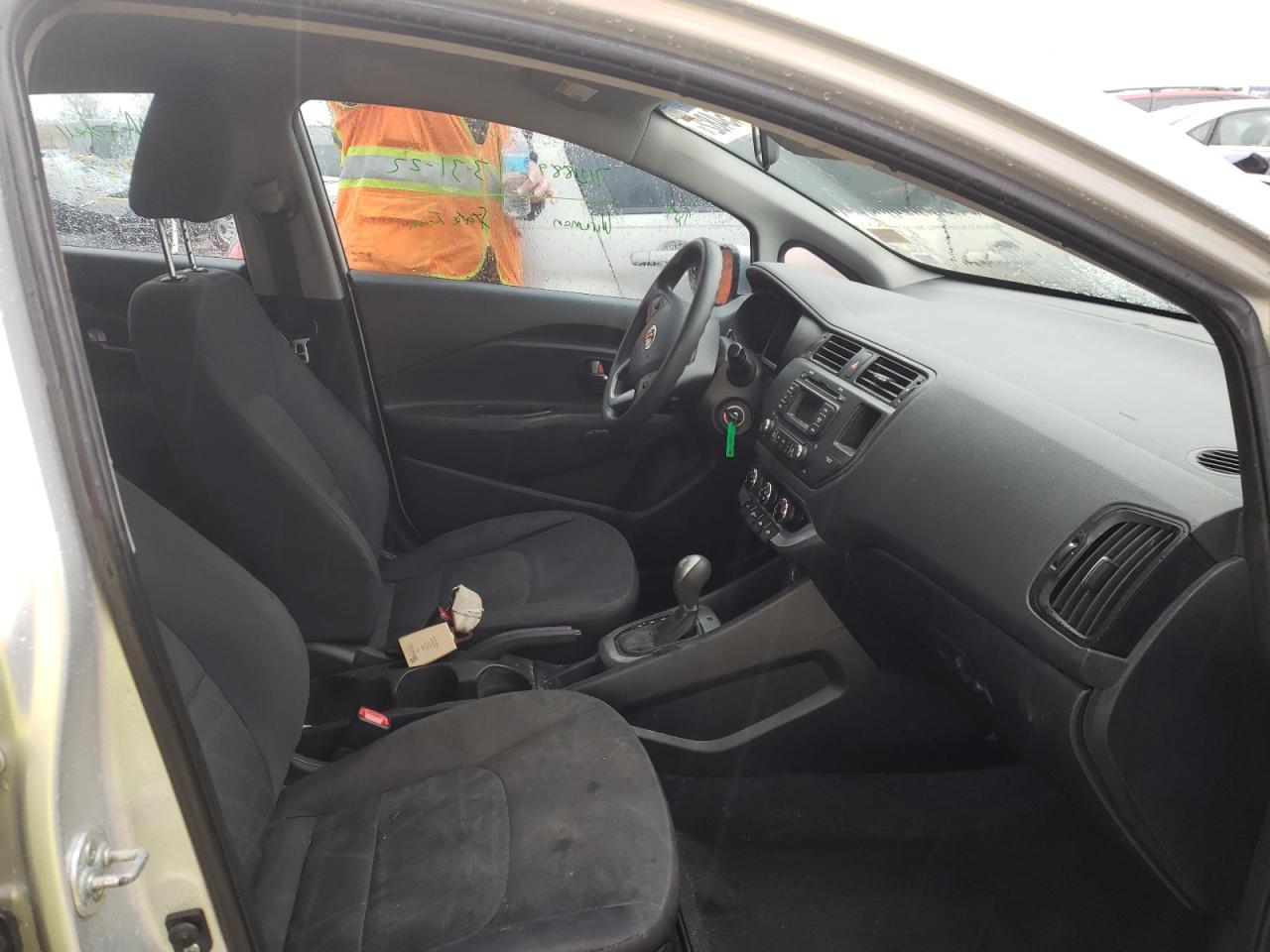 Photo 5 from auction – 2013 KIA RIO LX with VIN KNADM5A31D6275677