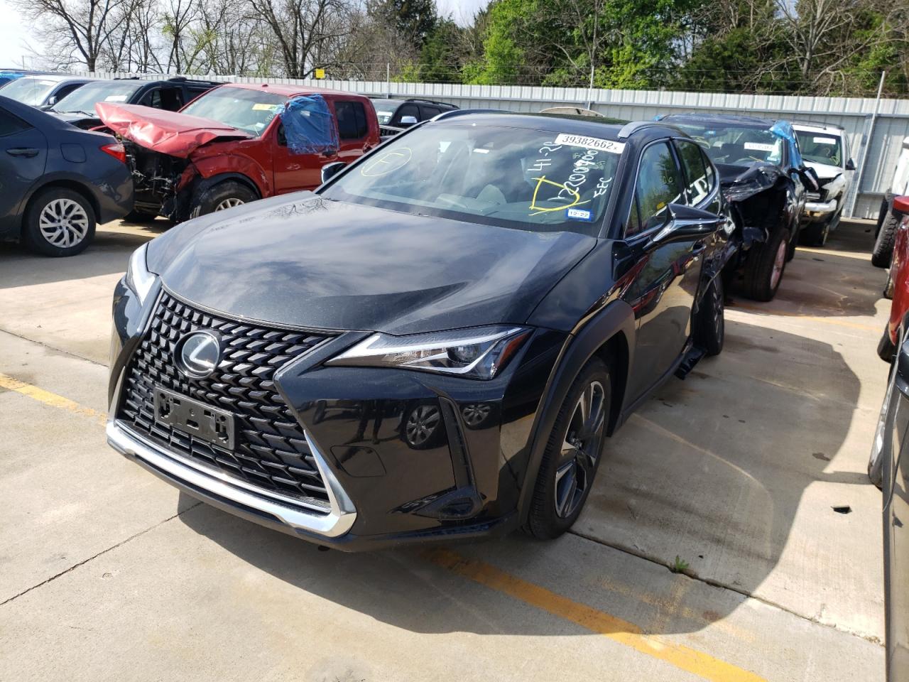Photo 2 from auction – 2019 LEXUS UX 200 with VIN JTHY3JBH7K2020450