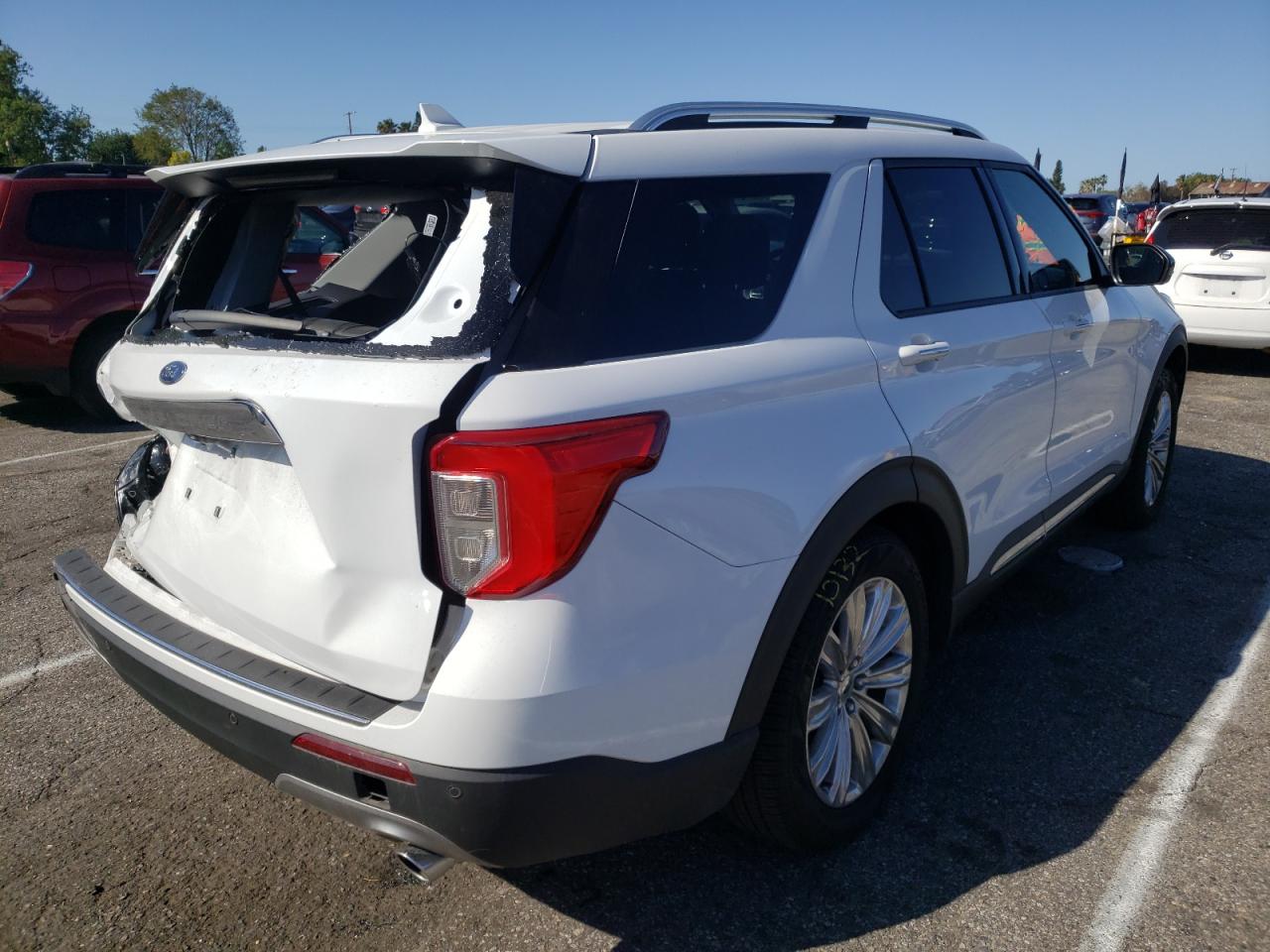 Photo 4 from auction – 2020 FORD EXPLORER L with VIN 1FMSK7FH1LGC99188