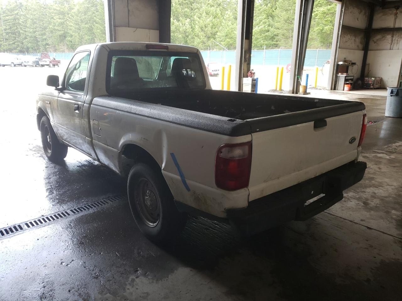 Photo 3 from auction – 2005 FORD RANGER with VIN 1FTYR10D05PB07596