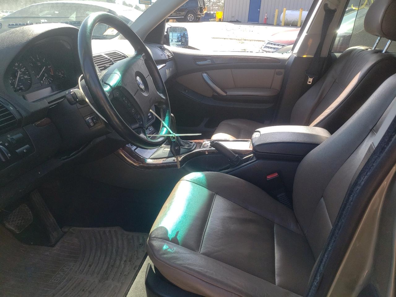 Photo 5 from auction – 2006 BMW X5 3.0I with VIN 5UXFA13546LY48585