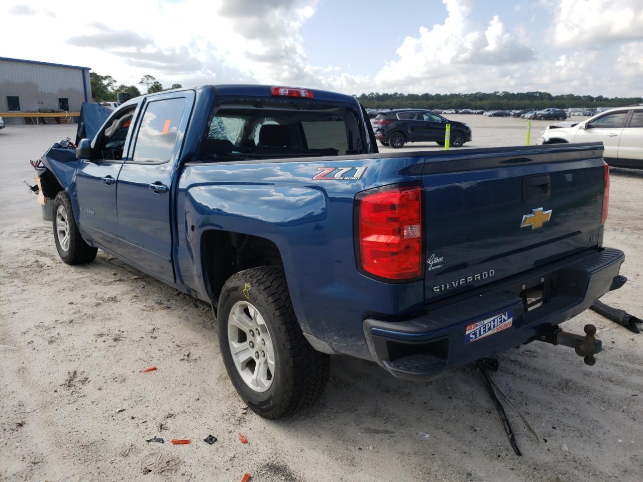 Photo 3 from auction – 2018 CHEVROLET SILVERADO with VIN 3GCUKREC0JG292667