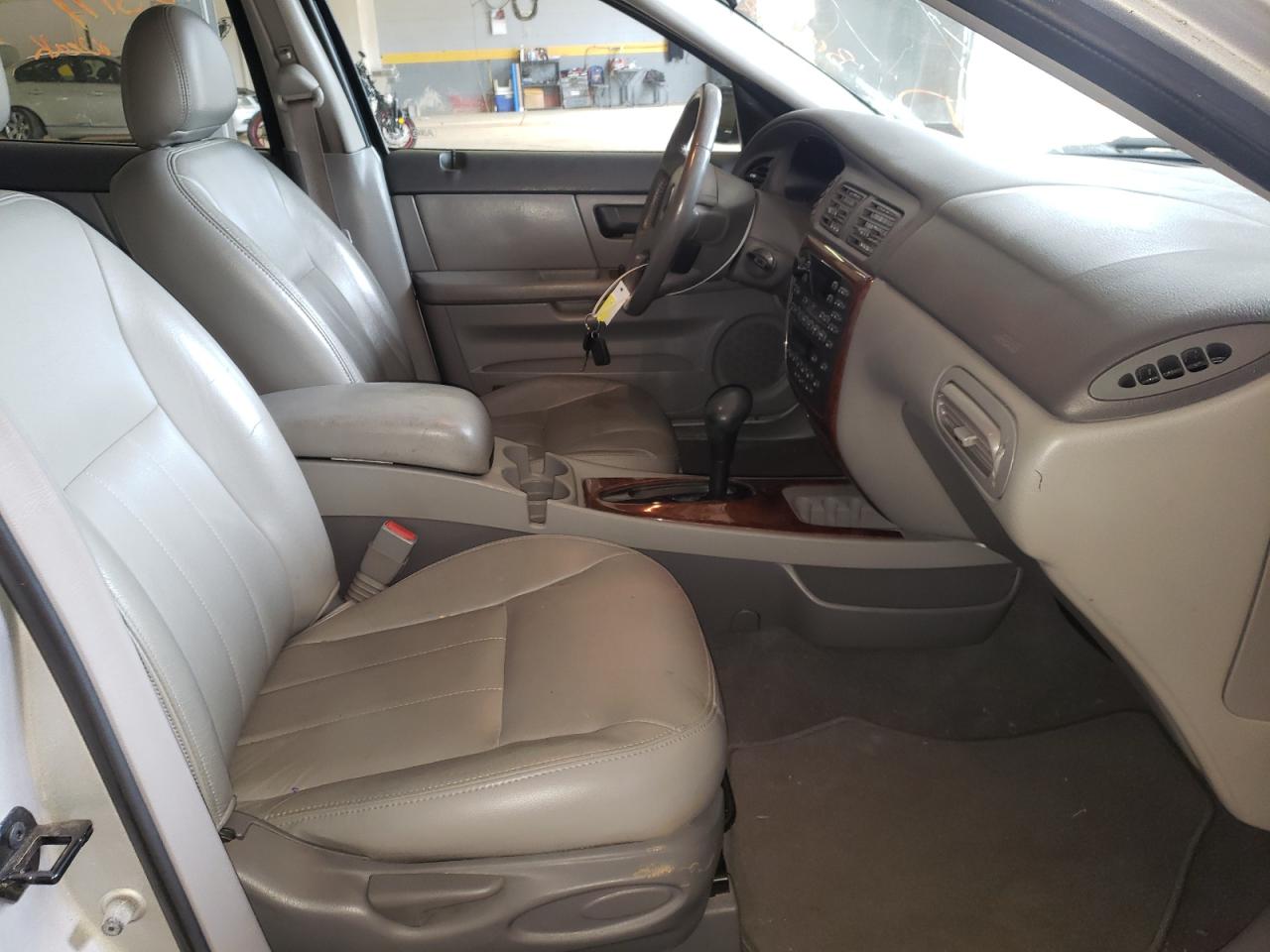Photo 5 from auction – 2004 MERCURY SABLE LS P with VIN 1MEFM59S44A604245