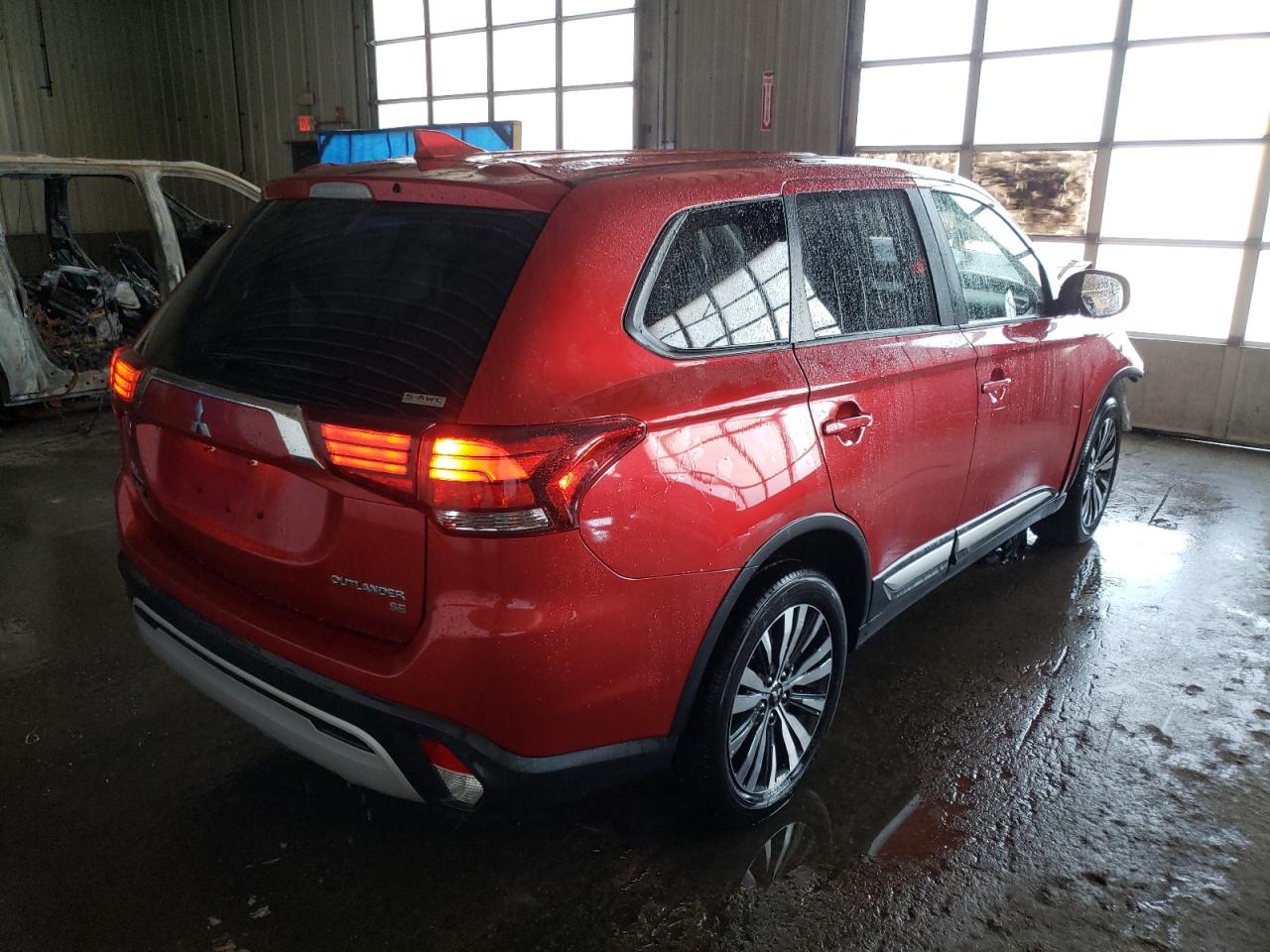 Photo 4 from auction – 2019 MITSUBISHI OUTLANDER with VIN JA4AZ3A34KZ004095