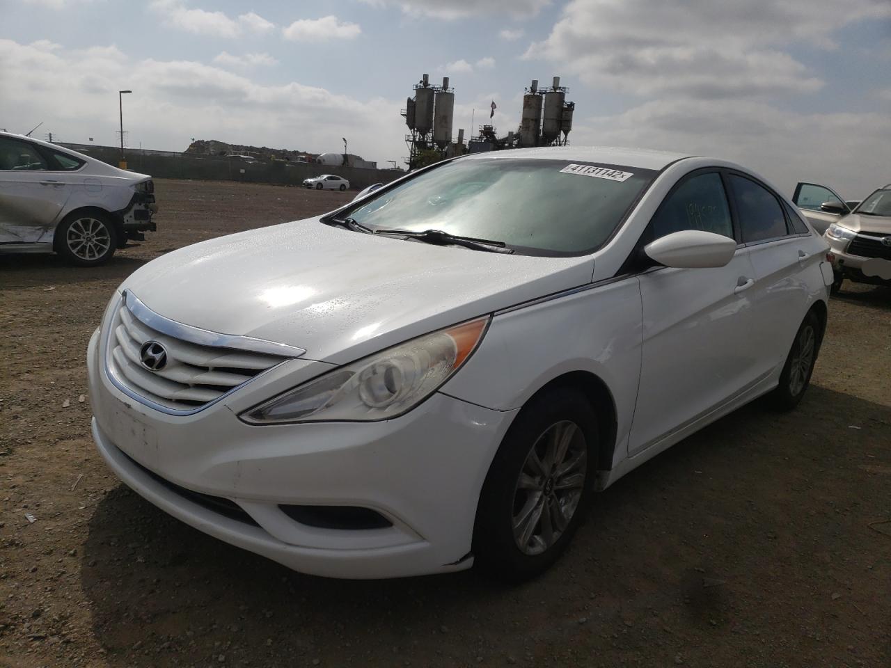 Photo 2 from auction – 2012 HYUNDAI SONATA GLS with VIN 5NPEB4ACXCH474500