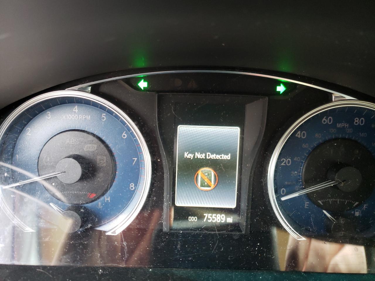 Photo 8 from auction – 2016 TOYOTA CAMRY LE with VIN 4T1BF1FK4GU573441