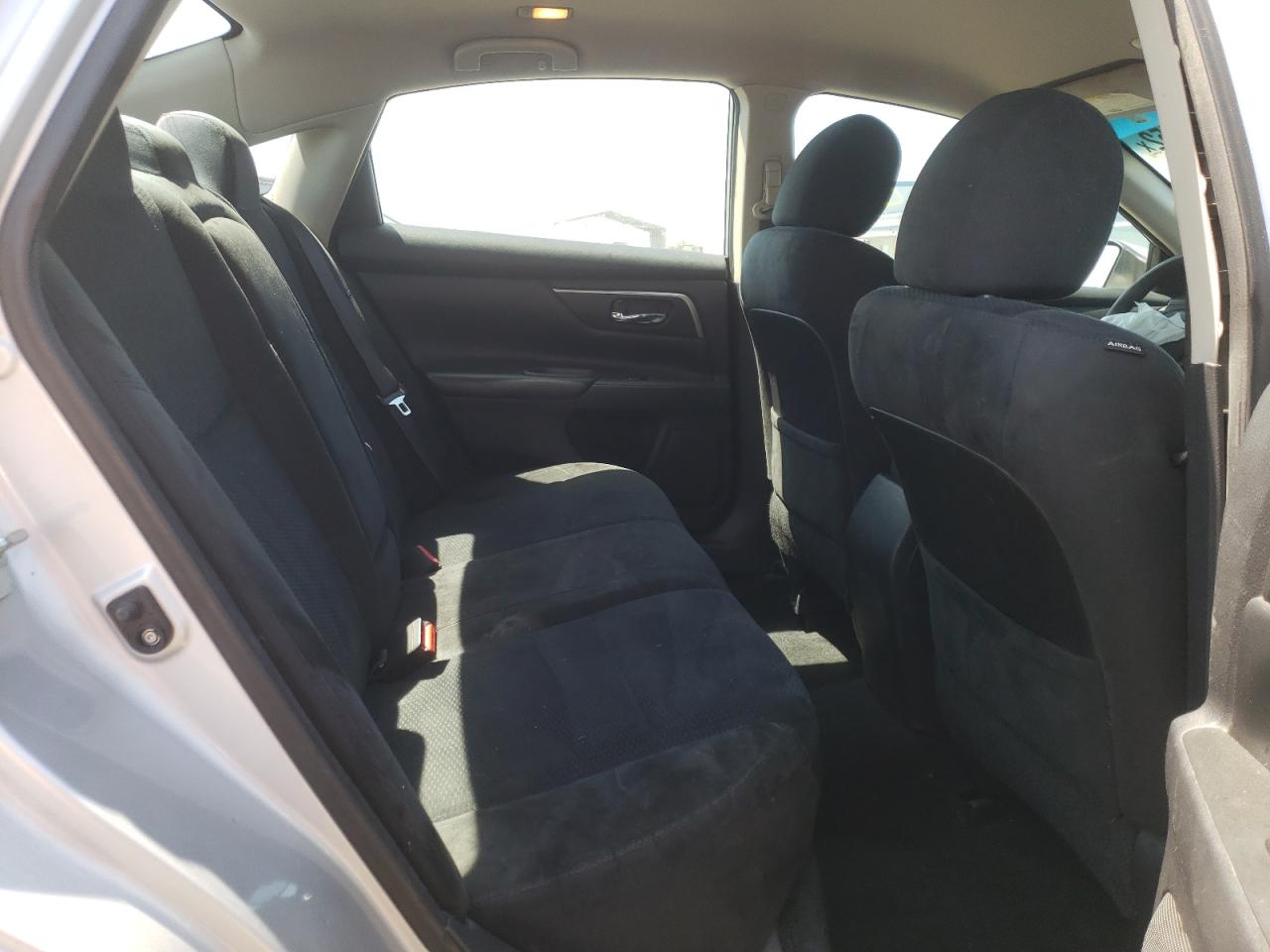 Photo 6 from auction – 2015 NISSAN ALTIMA 2.5 with VIN 1N4AL3AP1FC570207
