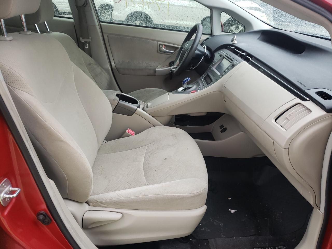 Photo 5 from auction – 2013 TOYOTA PRIUS with VIN JTDKN3DU2D1728251