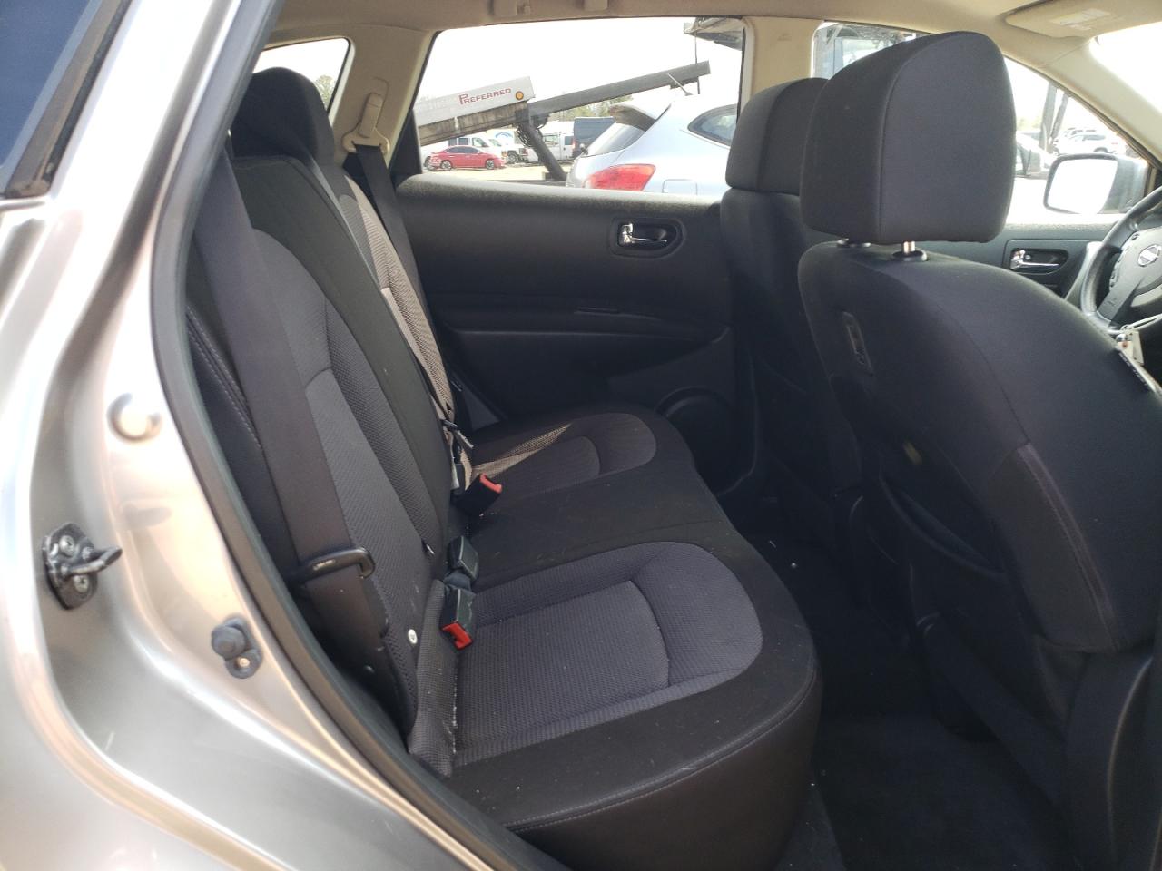 Photo 6 from auction – 2012 NISSAN ROGUE S with VIN JN8AS5MV1CW714484