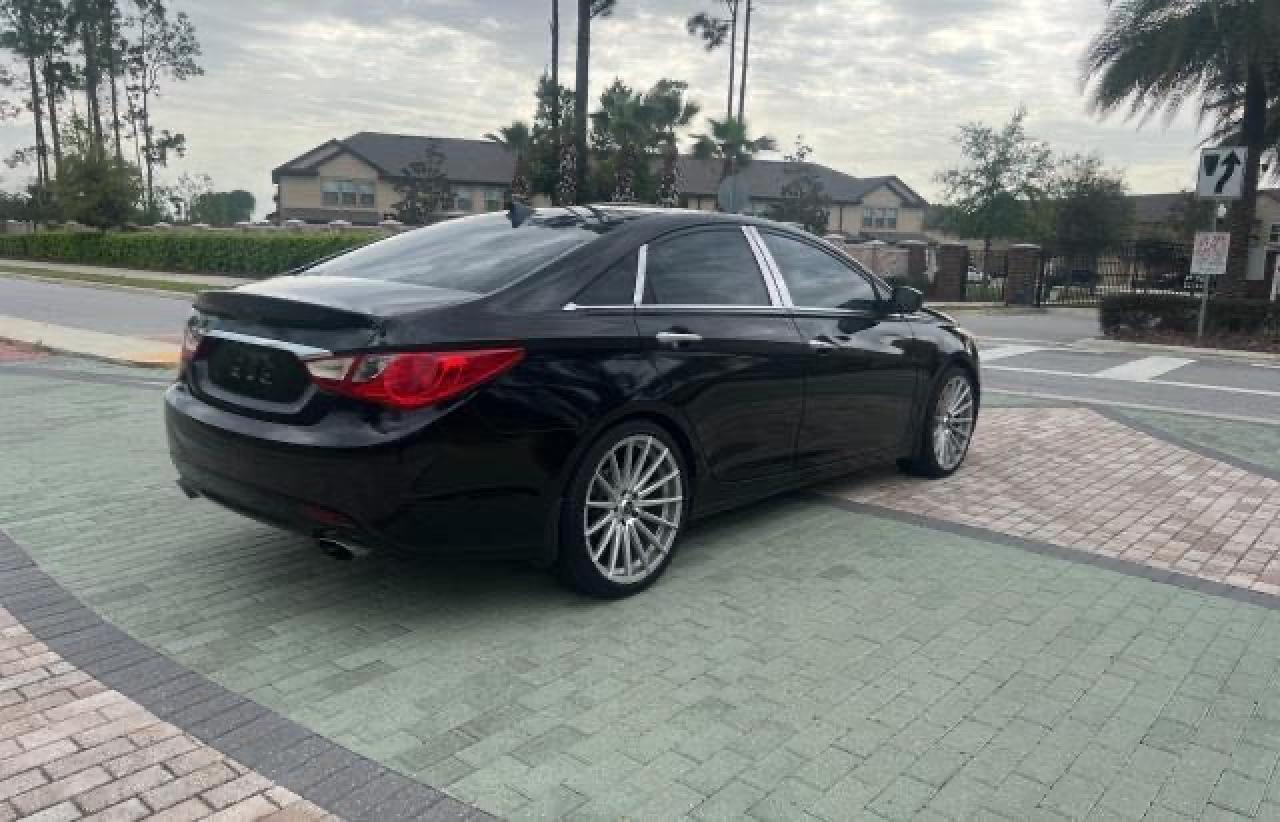 Photo 4 from auction – 2011 HYUNDAI SONATA SE with VIN 5NPEC4ACXBH193938