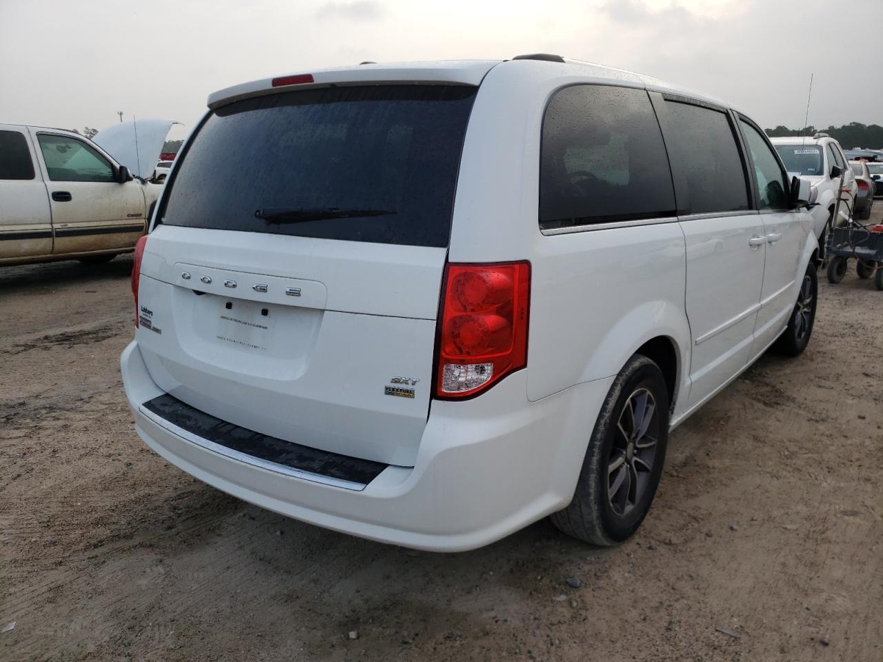 Photo 4 from auction – 2017 DODGE GRAND CARA with VIN 2C4RDGCG8HR799881