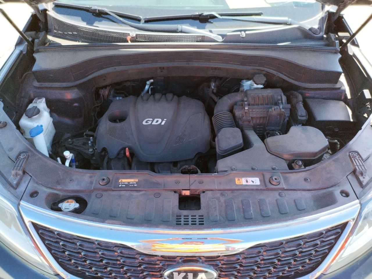 Photo 7 from auction – 2014 KIA SORENTO LX with VIN 5XYKTCA65EG524900