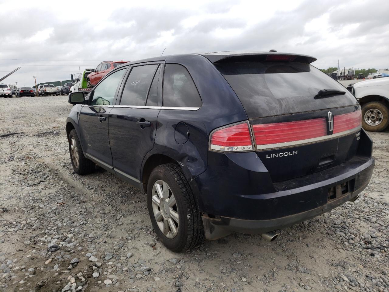 Photo 3 from auction – 2008 LINCOLN MKX with VIN 2LMDU88C68BJ39000