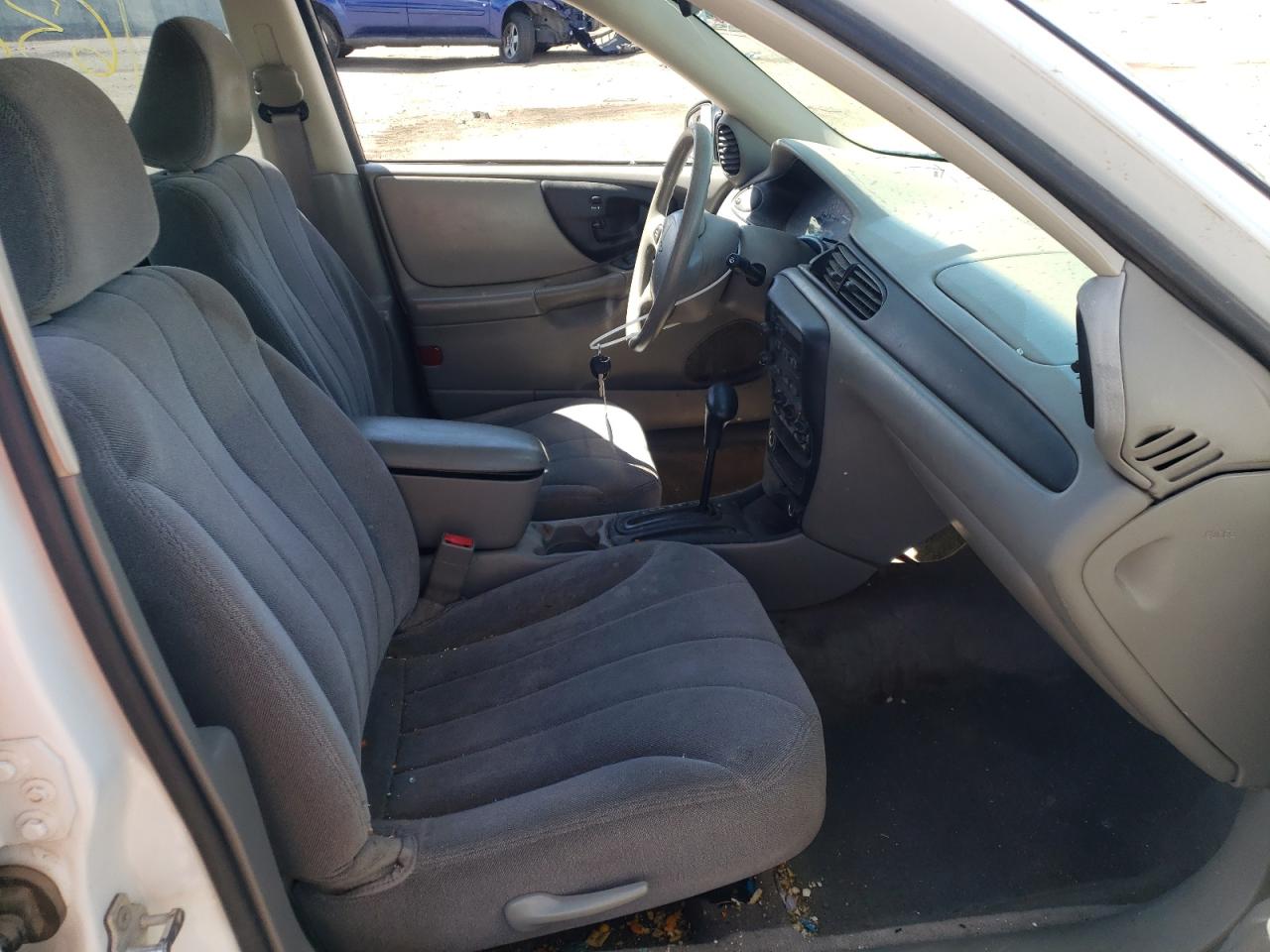 Photo 5 from auction – 2005 CHEVROLET MALIBU with VIN 1G1ND52FX5M184798