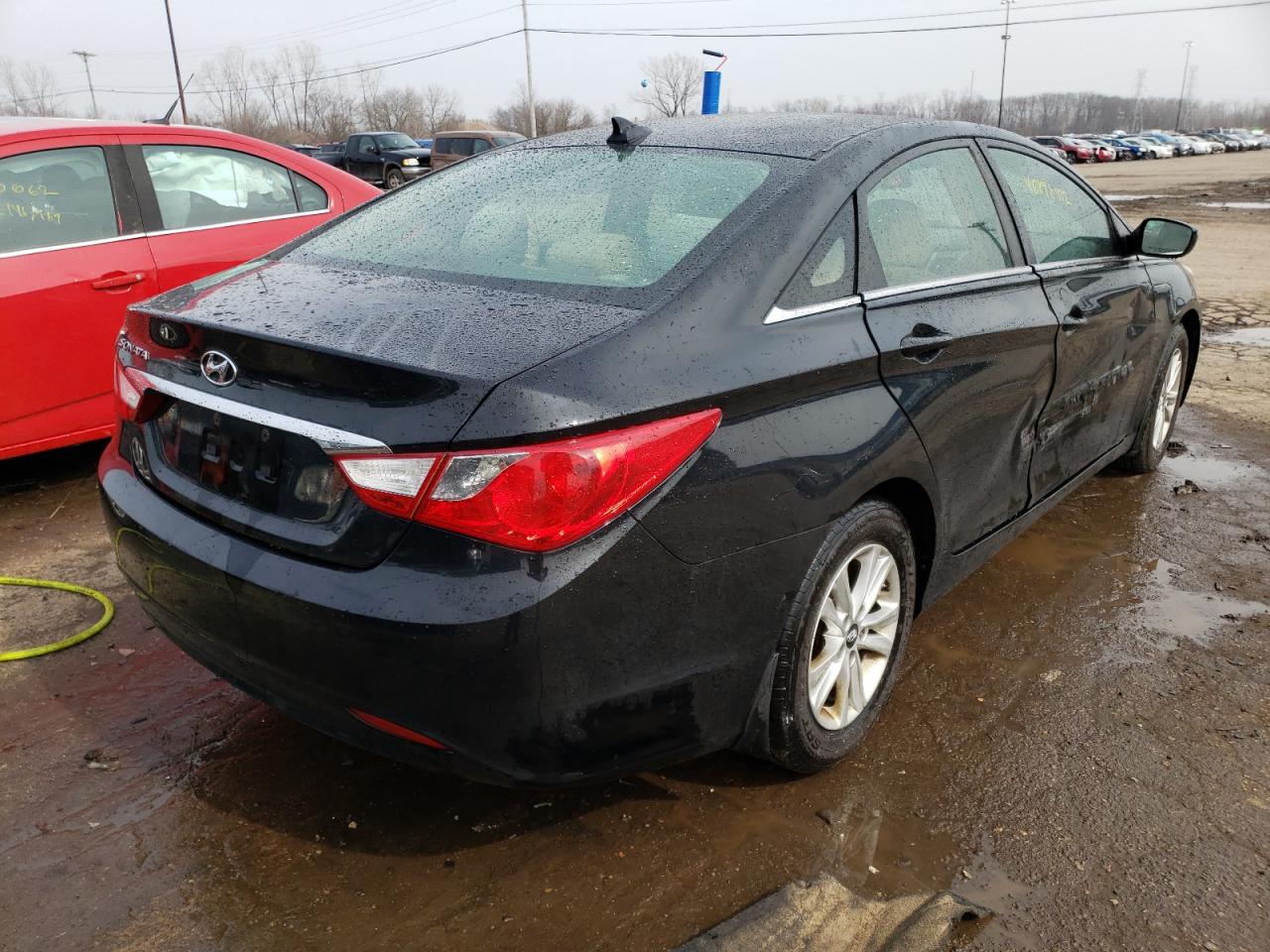Photo 4 from auction – 2012 HYUNDAI SONATA GLS with VIN 5NPEB4AC1CH334304