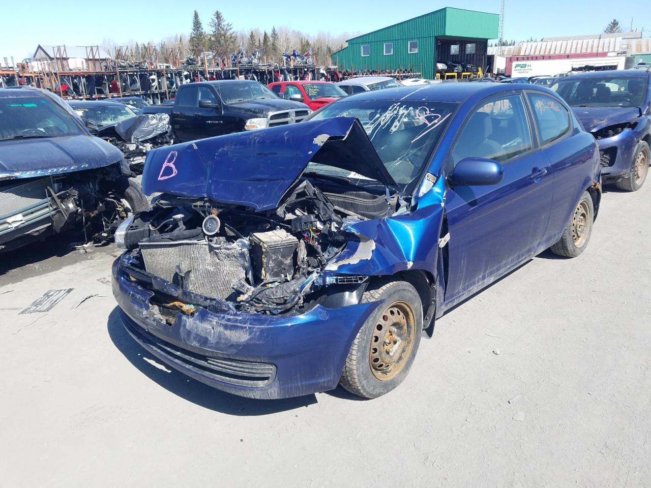 Photo 2 from auction – 2011 HYUNDAI ACCENT with VIN KMHCN3BC3BU202636