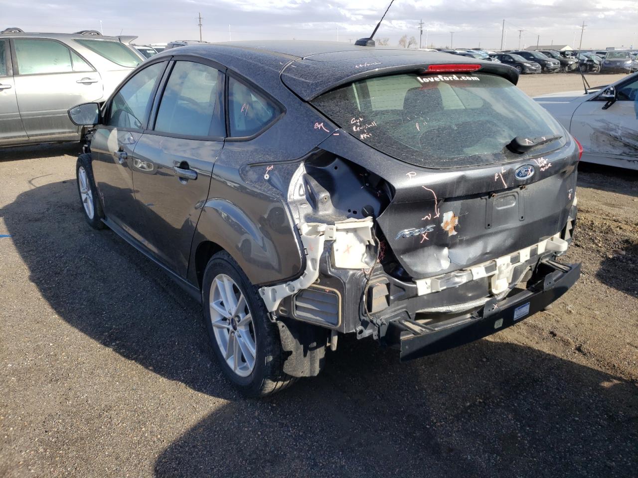 Photo 3 from auction – 2016 FORD FOCUS SE with VIN 1FADP3K28GL258939
