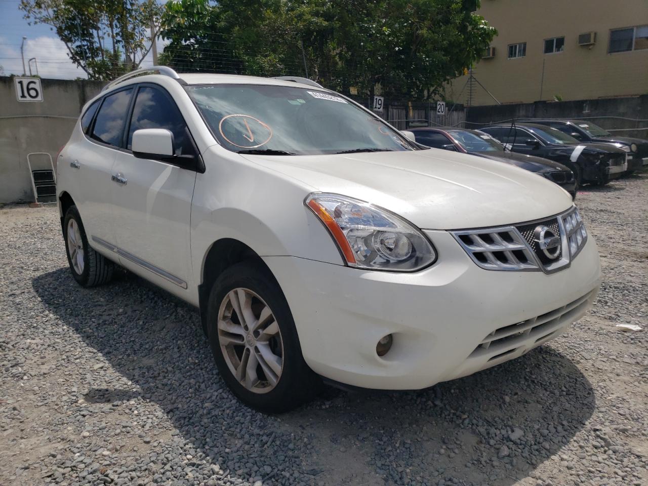 NISSAN ROGUE S 2013 with VIN JN8AS5MT6DW505841 - Photo from auction