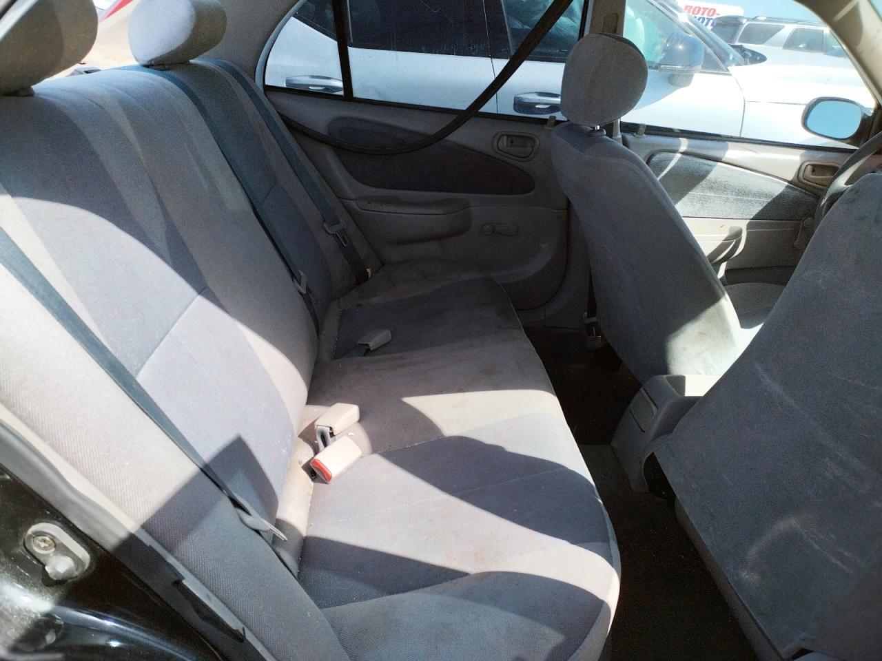Photo 6 from auction – 2000 TOYOTA COROLLA VE with VIN 1NXBR12E2YZ389415